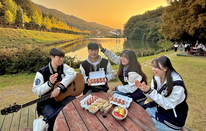 GBT학부 e-마케팅 수업 '외계인'팀, 동물복지 구운 유정란으로 지역 소상공인 협업 스마트스토어 프로젝트 우수 성과 이미지